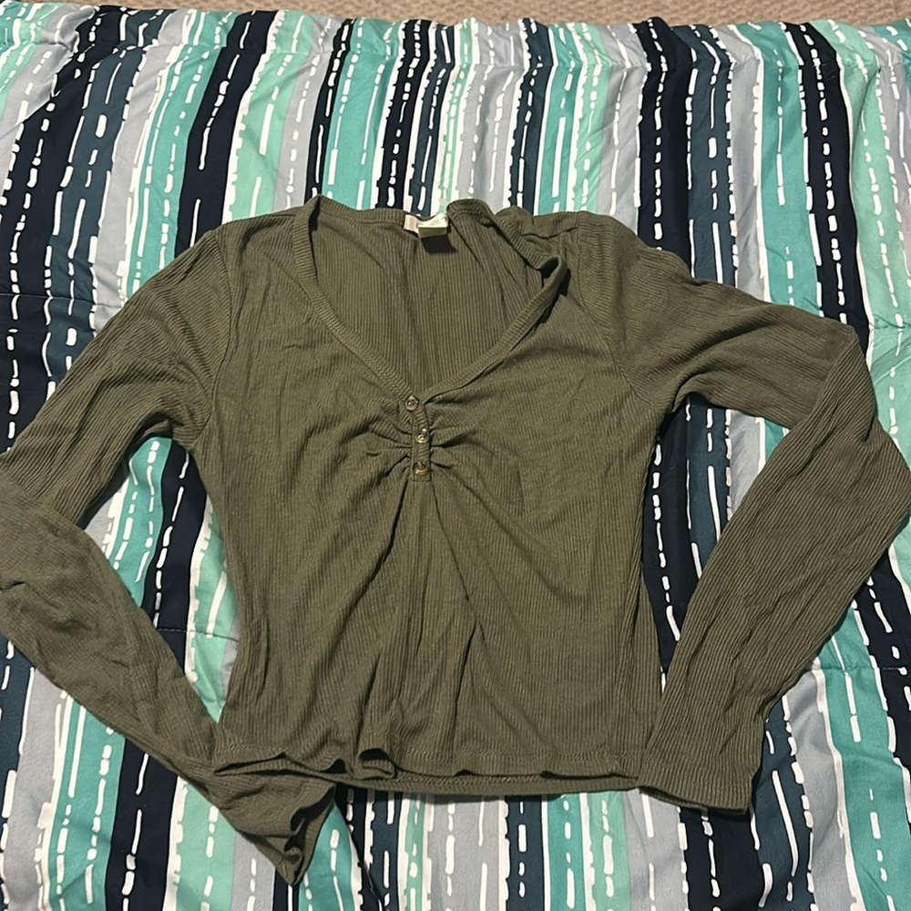 Green ribbed crop top